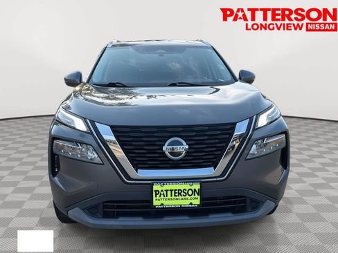 Used 2021 Nissan Rogue SV w/ Premium Package FWD image 2
