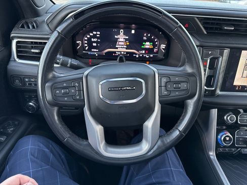 Used 2023 GMC Yukon XL Denali w/ Denali Reserve Package image 14