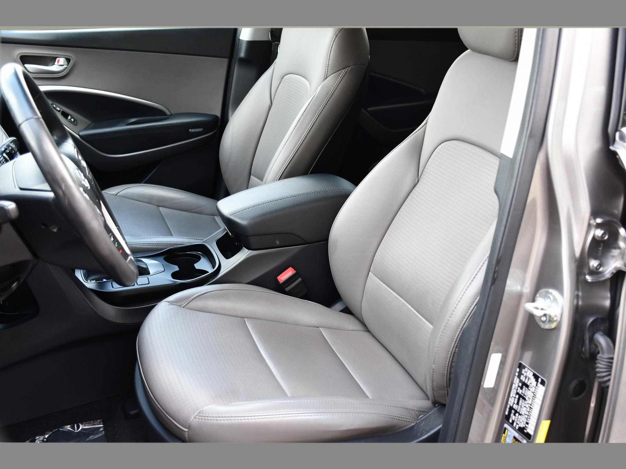 Used 2016 Hyundai Santa Fe Sport w/ Option Group 03 FWD image 11