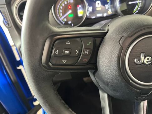 Used 2023 Jeep Wrangler Unlimited w/ Cold Weather Group image 15