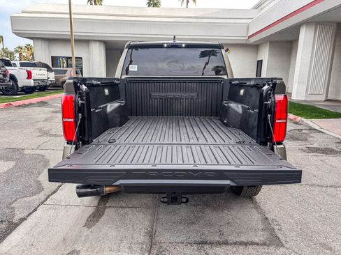 Certified 2025 Toyota Tacoma TRD Off-Road image 13