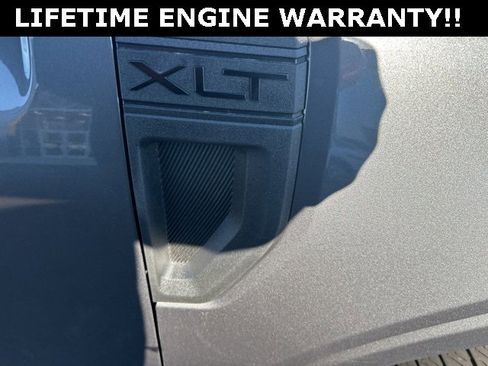 New 2025 Ford Maverick XLT w/ XLT Luxury Package image 9