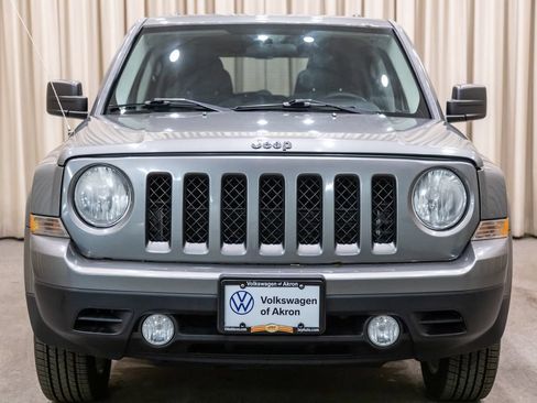 Used 2013 Jeep Patriot Latitude w/ Sun/Sound Group FWD image 3