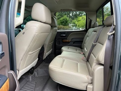 Used 2018 GMC Sierra 1500 SLT AWD/4WD image 16