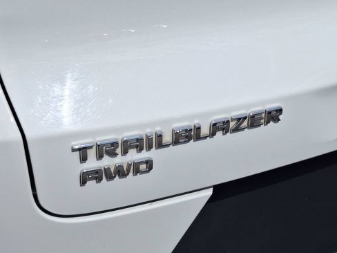 Used 2021 Chevrolet TrailBlazer ACTIV w/ Convenience Package AWD/4WD image 27