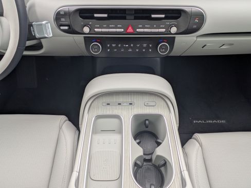 New 2026 Hyundai Palisade Calligraphy FWD image 19