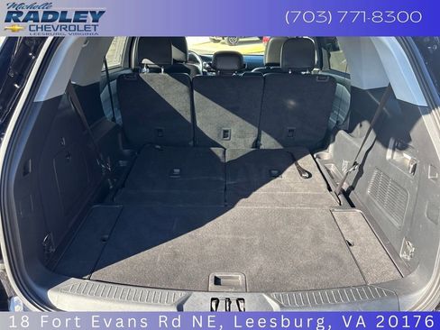 Used 2022 Ford Explorer XLT w/ Equipment Group 202A image 13