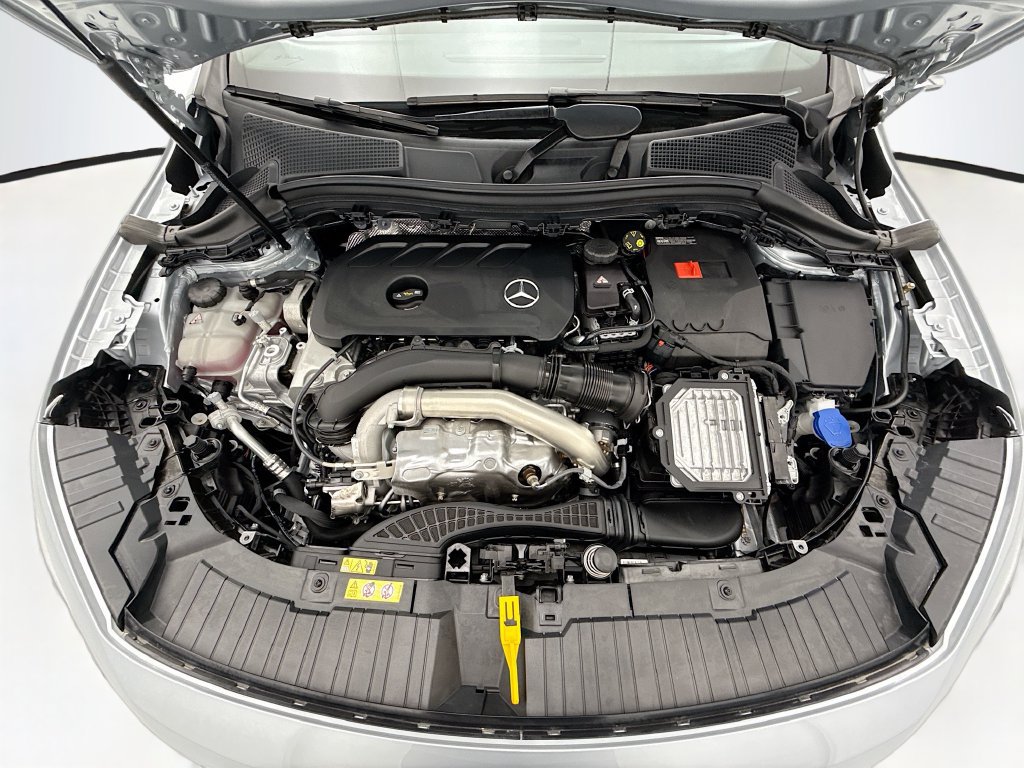 Certified 2025 Mercedes-Benz GLA 250 image 28