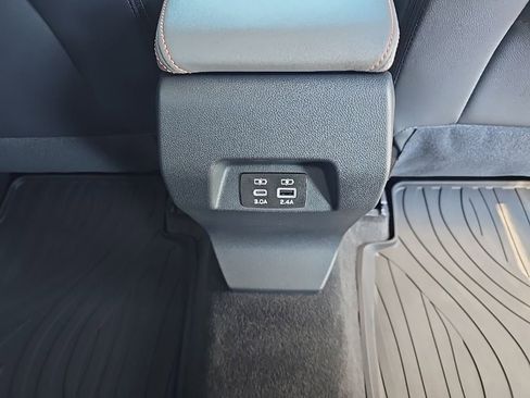 New 2025 Subaru Crosstrek 2.5i Limited w/ Popular Package #4A image 16