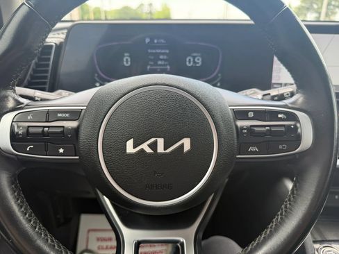 Used 2023 Kia Sportage EX FWD image 8