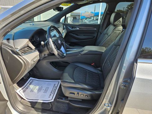 Used 2024 Buick Enclave Avenir w/ Avenir Technology Package image 8