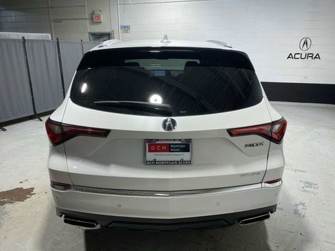 Used 2023 Acura MDX SH-AWD w/ Advance Package image 5