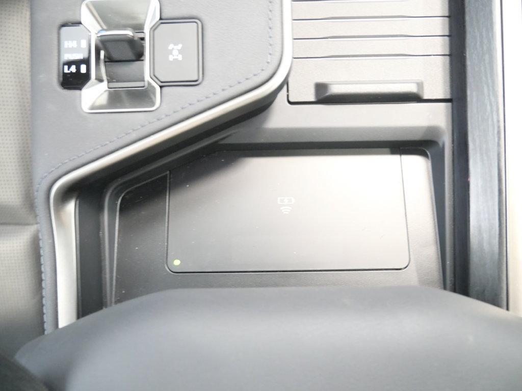 Certified 2024 Lexus GX 550 w/ Accessory Package (Z1) AWD/4WD image 36