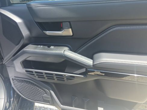 Certified 2026 Toyota 4Runner Limited AWD/4WD image 19