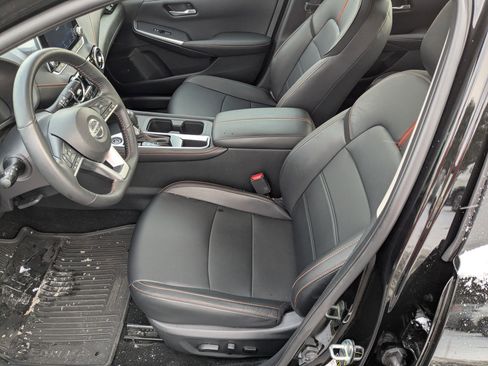 Certified 2023 Nissan Sentra SR w/ SR Premium Package image 20