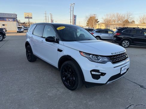 Used 2015 Land Rover Discovery Sport HSE image 3