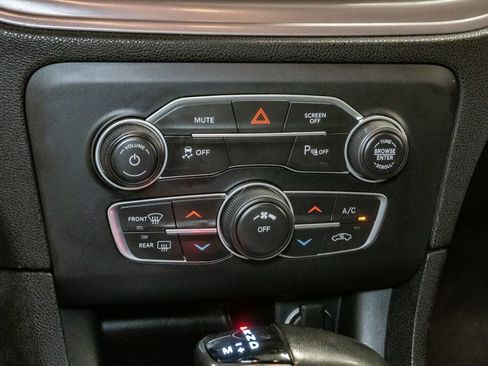 Used 2023 Dodge Charger SXT RWD image 20