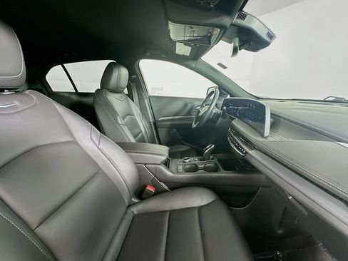Used 2024 Cadillac XT4 Premium Luxury AWD/4WD image 26