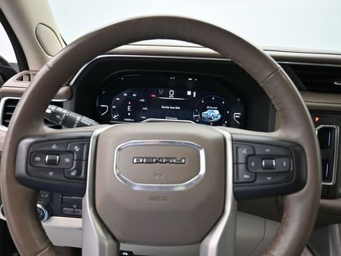 Used 2023 GMC Yukon Denali w/ Max Trailering Package image 18