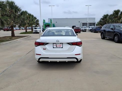 Used 2023 Nissan Sentra SV FWD image 7