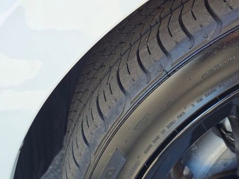 Used 2025 Honda Civic Sport image 28