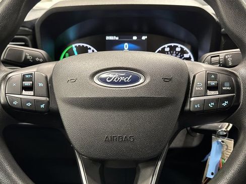 Used 2023 Ford Maverick XL image 15