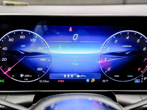 Certified 2026 Mercedes-Benz GLC 300 image 25
