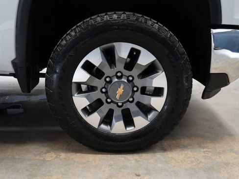 Used 2024 Chevrolet Silverado 3500 LT w/ Convenience Package AWD/4WD image 50