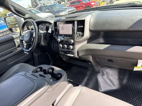 New 2026 RAM 2500 Tradesman w/ Chrome Appearance Group AWD/4WD image 15