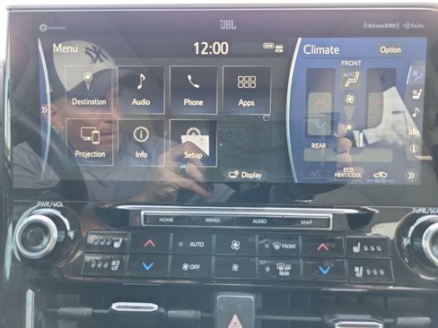 Used 2022 Toyota Highlander Platinum image 25