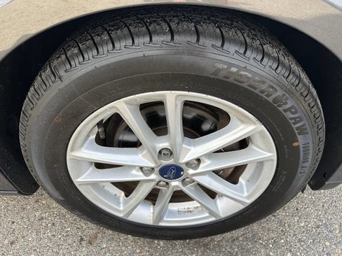 Used 2016 Ford Focus SE image 27