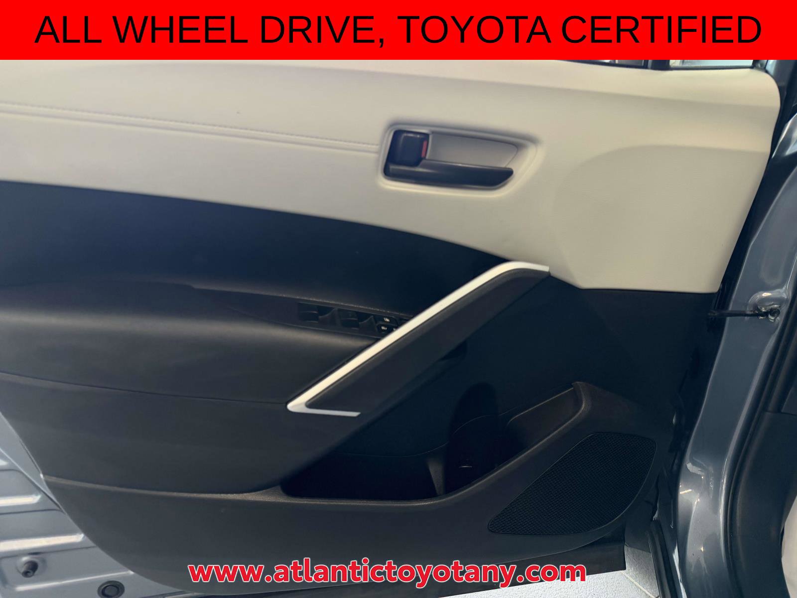 Certified 2024 Toyota Corolla Cross L AWD/4WD image 18