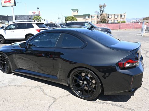 Used 2023 BMW M2 w/ Lighting Package RWD image 25