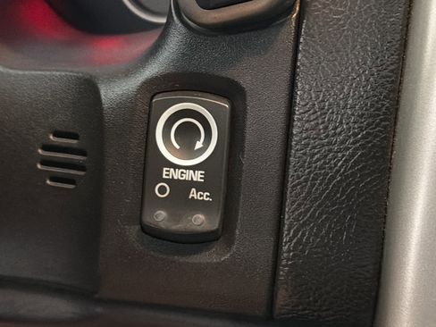 Used 2005 Chevrolet Corvette Coupe w/ Preferred Equipment Group image 24