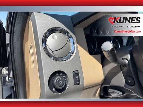 Used 2011 Ford F350 Lariat w/ Lariat Ultimate Pkg AWD/4WD image 23