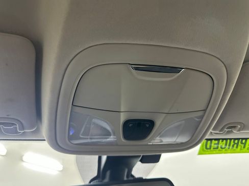 Used 2015 Chrysler 200 Limited w/ Convenience Group FWD image 48