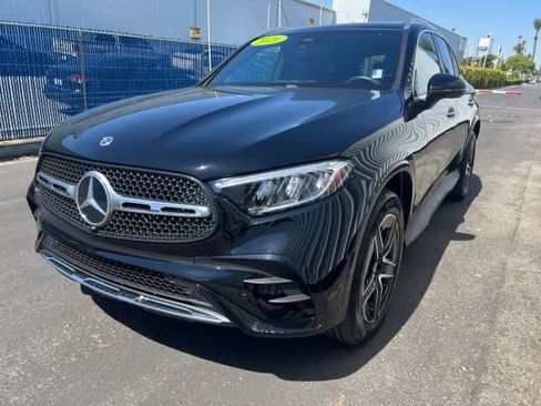 Used 2026 Mercedes-Benz GLC 300 image 9