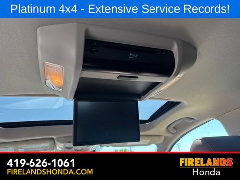 Used 2020 Toyota Sequoia Platinum AWD/4WD image 39