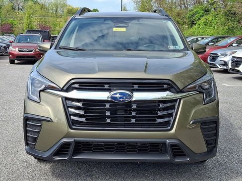 Certified 2023 Subaru Ascent Premium w/ Convenience Package AWD/4WD image 3