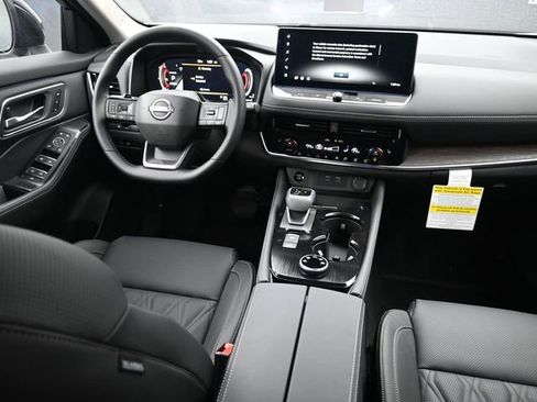 New 2026 Nissan Rogue Platinum w/ Platinum Premium Package AWD/4WD image 10