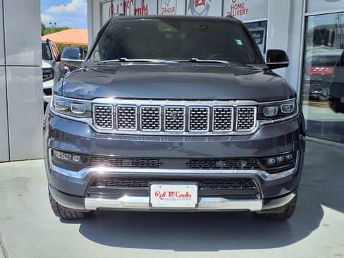 Used 2023 Jeep Grand Wagoneer Series III AWD/4WD image 2