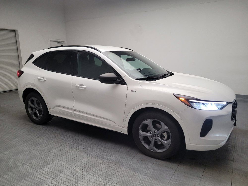 Used 2023 Ford Escape ST-Line w/ Equipment Group 301A FWD image 11