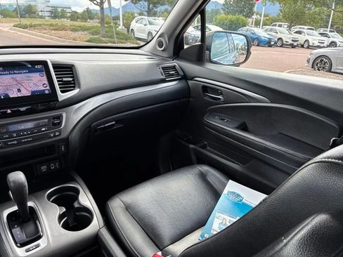 Certified 2017 Honda Ridgeline RTL-T image 27
