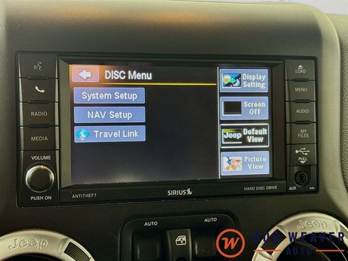 Used 2015 Jeep Wrangler Unlimited Sahara w/ Connectivity Group image 14