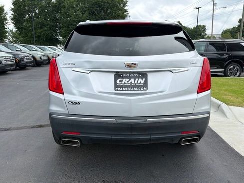 Used 2018 Cadillac XT5 Premium Luxury FWD image 7