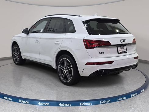 Certified 2024 Audi Q5 e Premium Plus w/ Premium Plus Package AWD/4WD image 8
