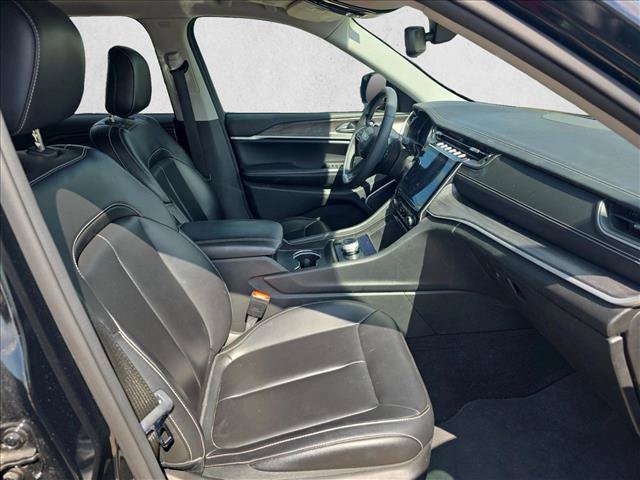 Used 2023 Jeep Grand Cherokee Limited RWD image 21