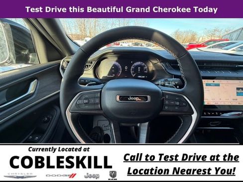 New 2026 Jeep Grand Cherokee Altitude AWD/4WD image 21