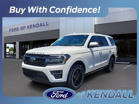 Used 2023 Ford Expedition Limited RWD image 1