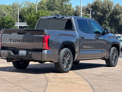Used 2023 Toyota Tundra Platinum w/ Advanced Package AWD/4WD image 4